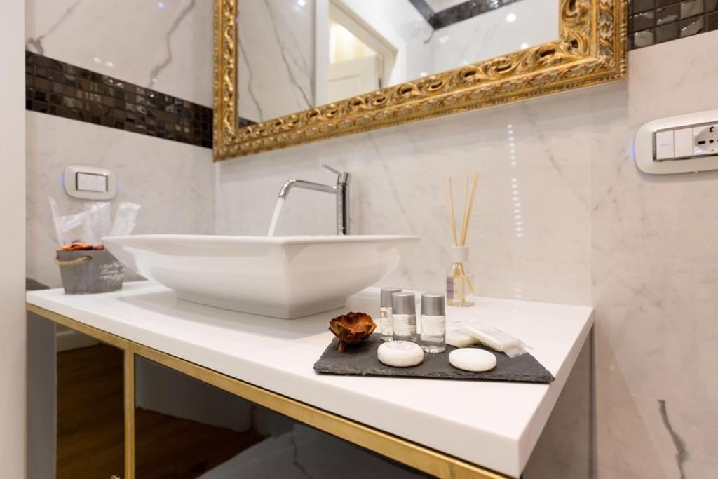 Piazza Venezia Luxury Suite Rome Luaran gambar