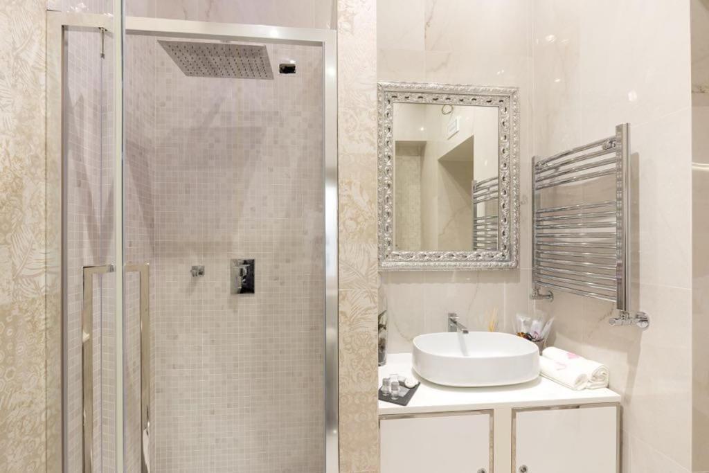 Piazza Venezia Luxury Suite Rome Luaran gambar
